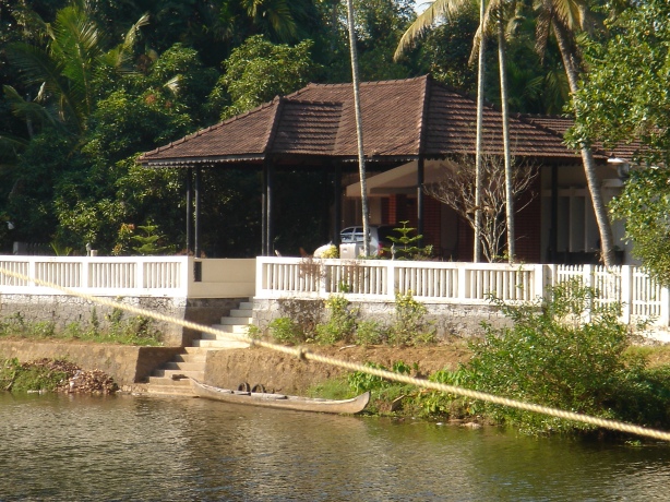 house seen on the other side of the backwaters from the house of paapi